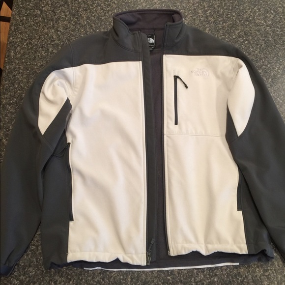 Men’s Hommes Northface Jacket - Picture 4 of 8